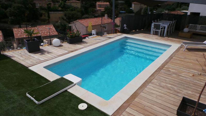 Krono 6, 7, 8, piscine coque à fond plat