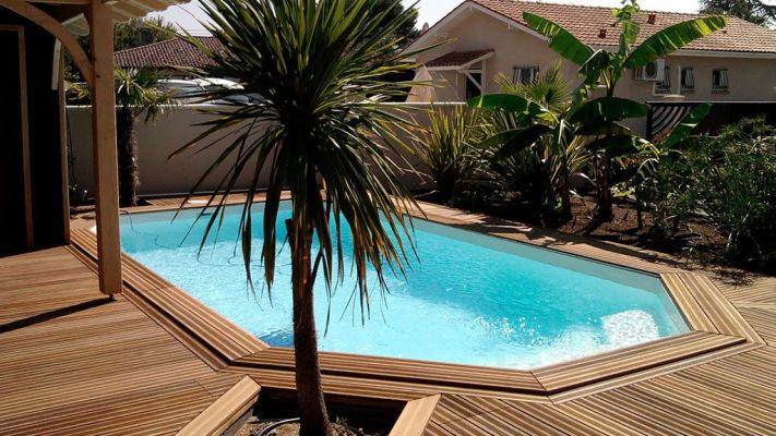 Cristal – Piscine compacte à fond incliné