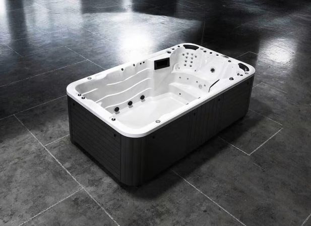 Spa de nage S-4000 – Compact, performant et accessible pour toute la famille